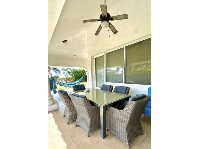 SE ALQUILA CASA 745M EN SAN CARLOS VISTA MAR CON PISCINA AMOBLADA - Imagen 10