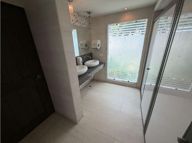 Alquiler de casa comercial | Rooftop y area de terraza, El Cangrejo - Imagen 8