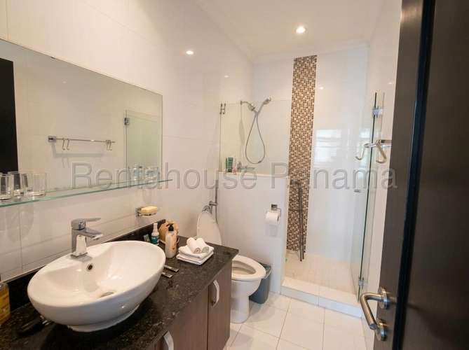 Vendo Apartamento en Punta Pacifica OF27-2988