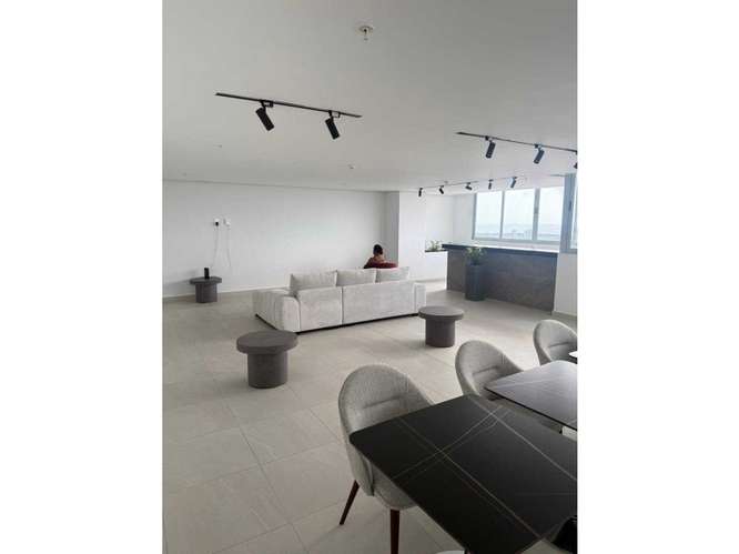 ALQUILER DE APARTAMENTO EN PH GREENWOOD - TUMBA MUERTO - AMOB - Imagen 8