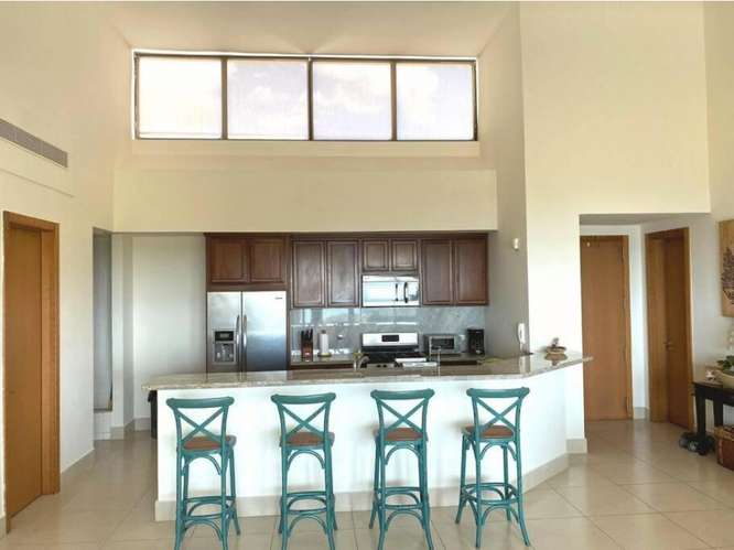 SE ALQUILA APARTAMENTO 215M EN SAN CARLOS CASAMAR CON BALCON AMOBLADO - Imagen 18