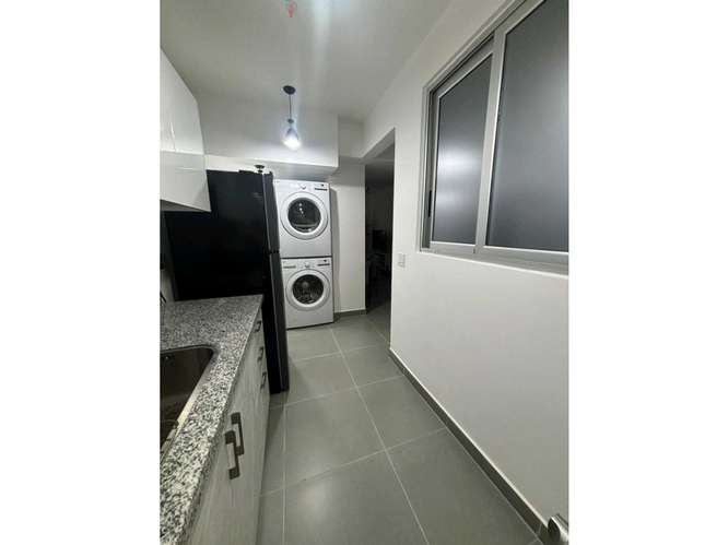 ALQUILER DE APARTAMENTO EN LA CRESTA - 1 RECAMARA - AMOBLADO - Imagen 7