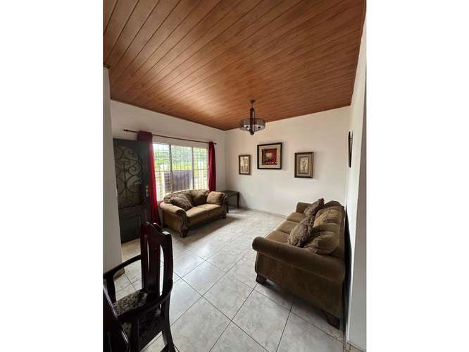 SE ALQUILA CASA EN ARRAIJAN LA HACIENDA 536 M2 CERCADA Y AMOBLADA - Imagen 2