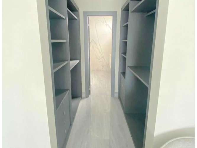 ALQUILER DE APARTAMENTO EN CIUDAD DE PANAMÁ BELLA VISTA AV BALBOA - Imagen 4