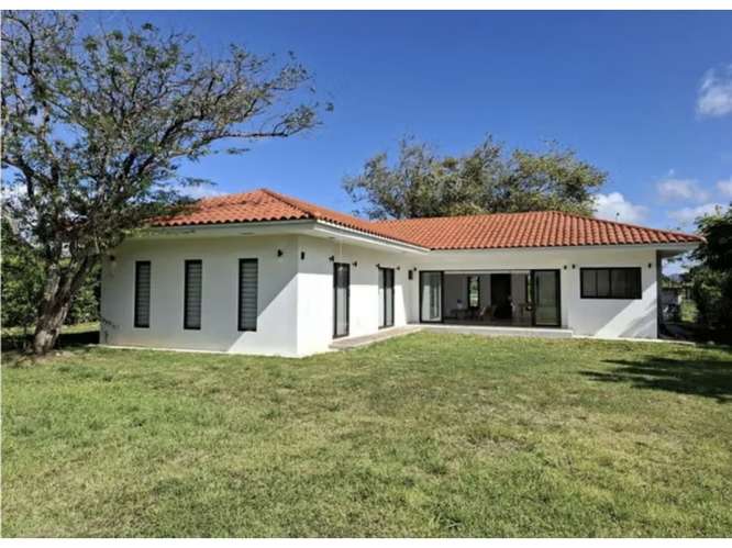 SE ALQUILA CASA EN CHAME 1110M 3 HABITACIONES AMOBLADO Y PISCINA - Imagen 20