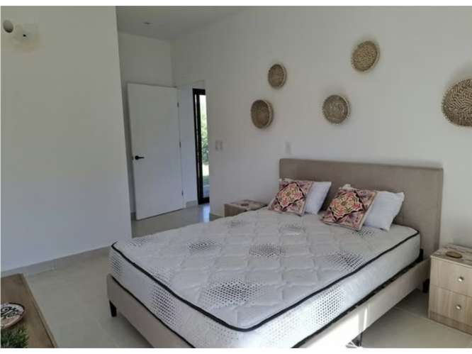 SE ALQUILA CASA EN CHAME 1110M 3 HABITACIONES AMOBLADO Y PISCINA - Imagen 16