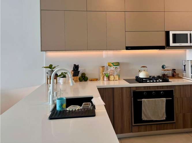 SE ALQUILA APARTAMENTO EN  WATERS ON THE BAY 130 M2 CON VISTA AL MAR - Imagen 19