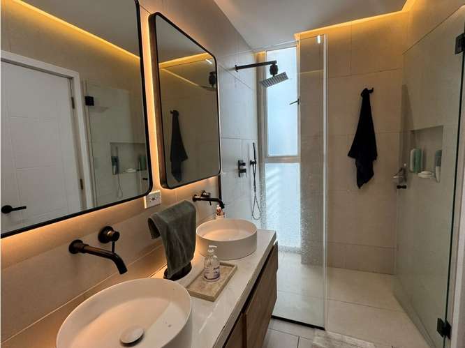 SE ALQUILA APARTAMENTO EN  WATERS ON THE BAY 130 M2 CON VISTA AL MAR - Imagen 11