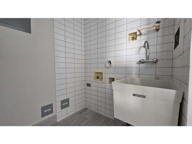 AVE BALBOA / NUOVO BY ARMANI / 129M / 2 HABITACION / LINEA BLANCA - Imagen 2