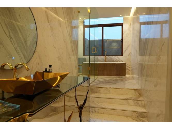 OCEAN REEF ISLAND / 1050M2 / 4 HABITACION/ LUJOSO / LINEA BLANCA - Imagen 12