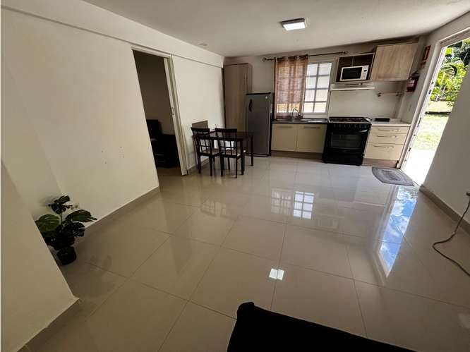 ALQUILER DE APARTAMENTO COLÓN MARGARITA DE 54M2 AMOBLADO - Imagen 4