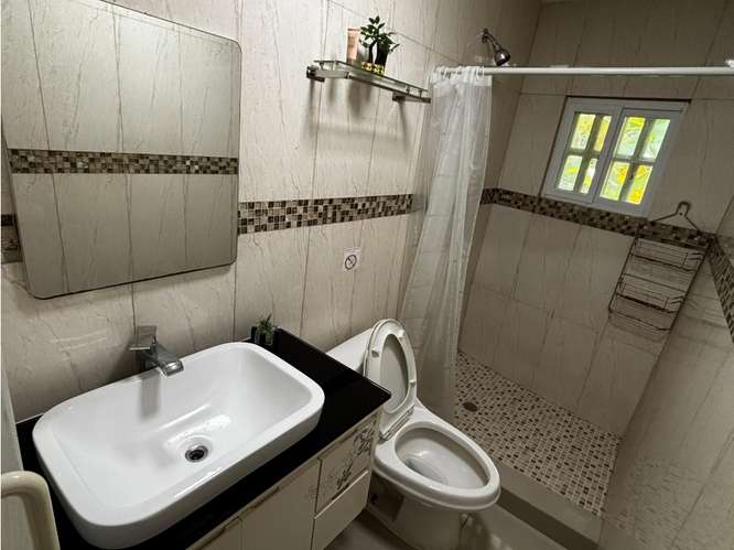 COLÓN / MARGARITA / 60M2 / AMOBLADO / CON SERVICIOS INCLUIDOS - Imagen 20