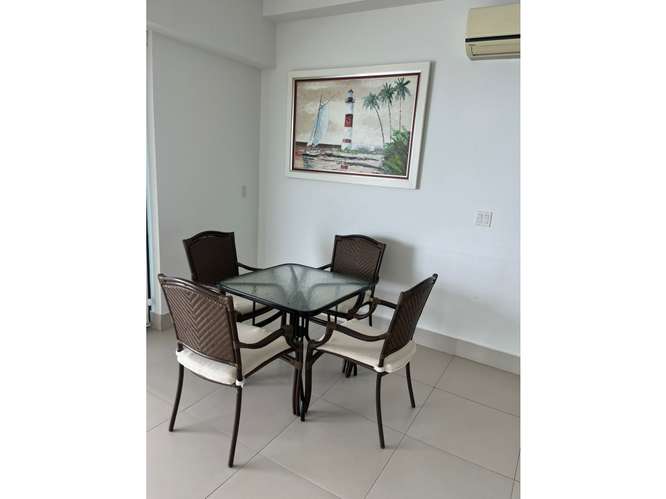 SAN CARLOS / PUNTA CAELO / 173M / 3 HABITACION / 3 BAÑO / BALCON - Imagen 2