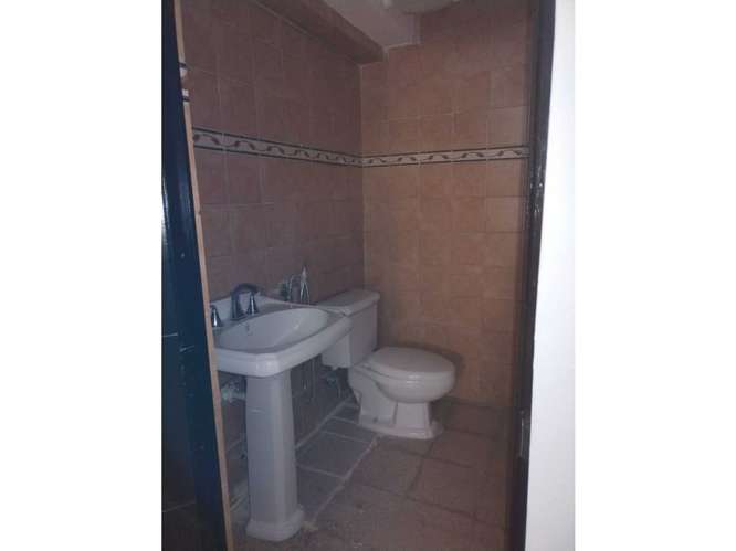 Alquiler de local de 100 mts en El Cangrejo - Imagen 12
