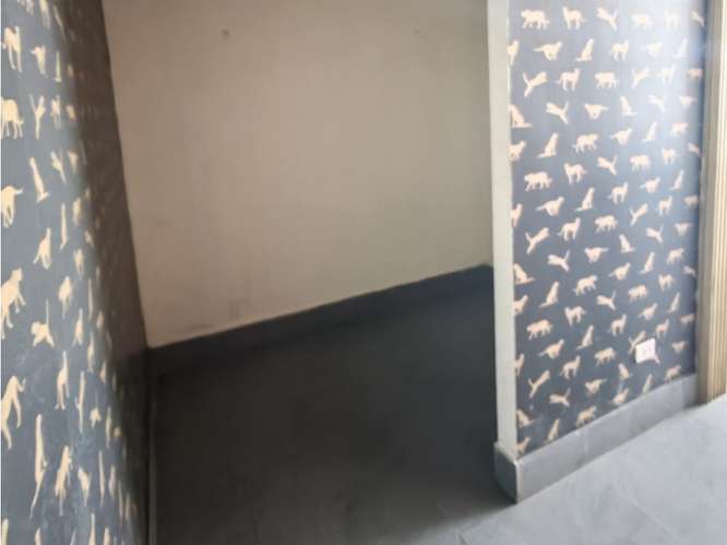 ALQUILO LOCAL COMERCIAL EN SAN FRANCISCO PLAZA 66 (AB) - Imagen 4