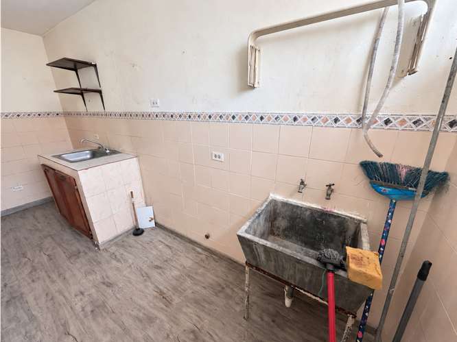Venta de apartamento en Carrasquilla - Imagen 7