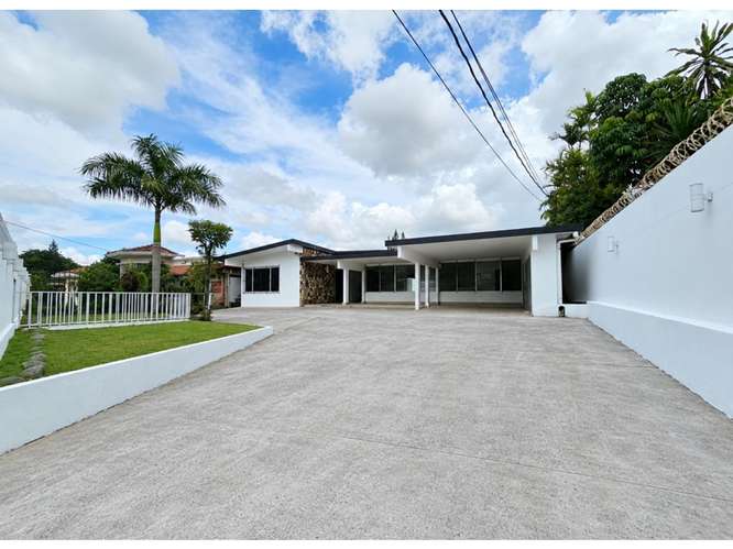 Venta de Casa en Loma Grande, San Francisco - Imagen 2