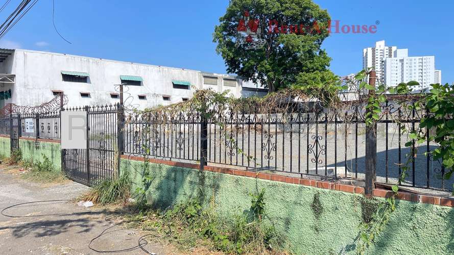 Venta de Terreno en Parque Lefevre| 877 m², 27GP482 - Imagen 2