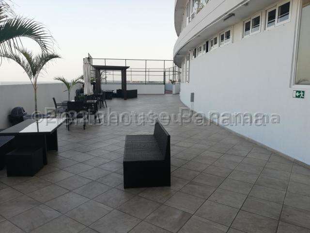 Venta de Apartamento en Avenida Balboa Ph Bay view KC - Imagen 8