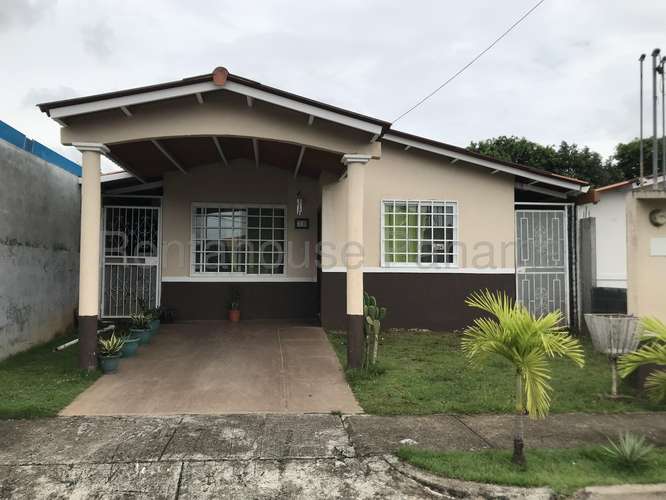Venta de Casa en Vista Alegre Corotú KF