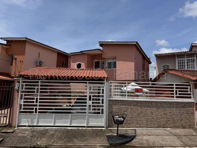 Venta de Casa en El Crisol Cerro Lindo KF