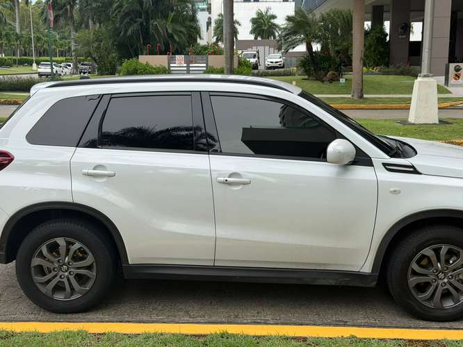 Suzuki Vitara 2023 EXCELENTE CONDICIONES  - Imagen 9