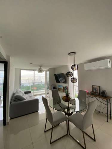 Alquiler amoblado 2 rec/2 baños, piso 36, vista al mar, acceso directo Parque Omar – PH Park Point
