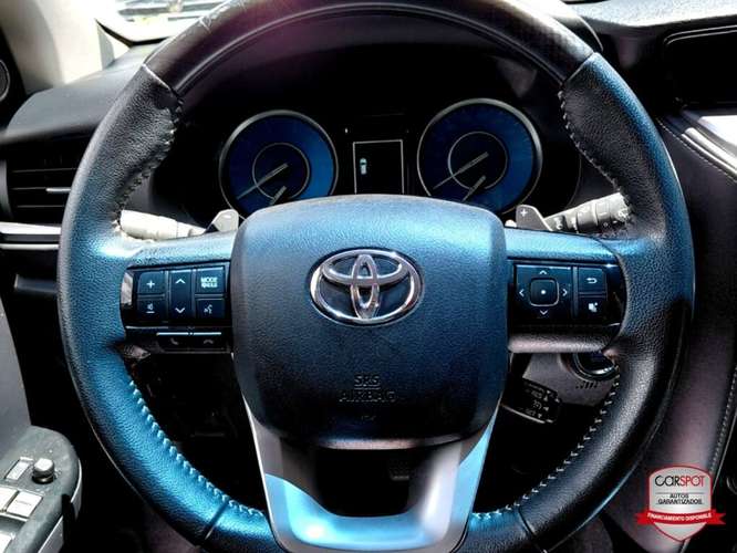 TOYOTA FORTUNER 2022 CON 1 AÑO DE GARANTIA