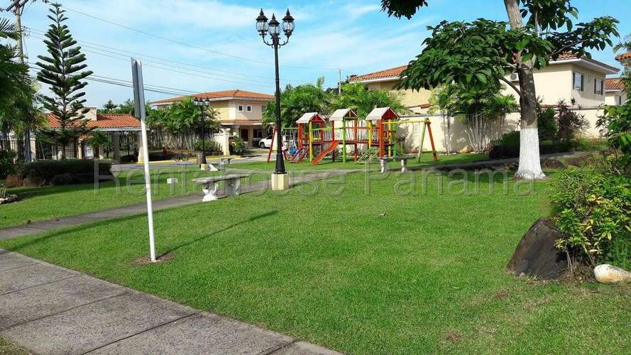 Venta de Casa en Brisas Del Golf Villa Alta ANL - Imagen 13