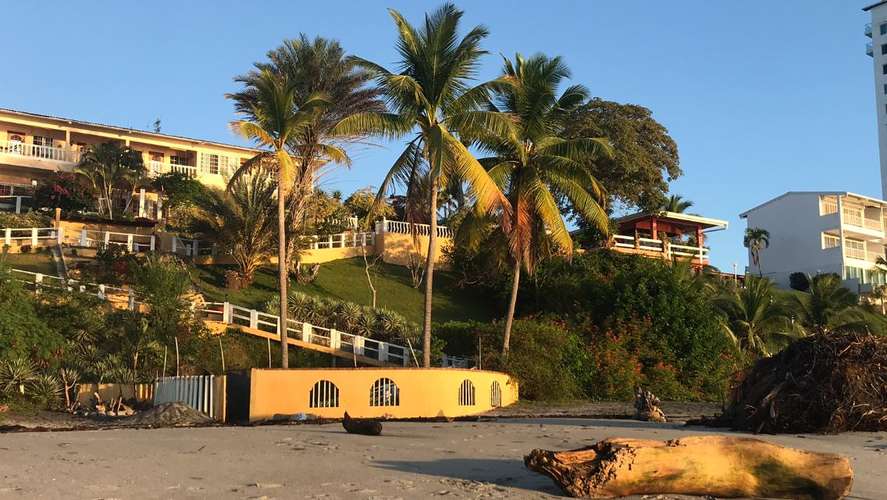 Cafe Gourmet Punta Corona. Suites frente al mar para alquiler  - Imagen 8