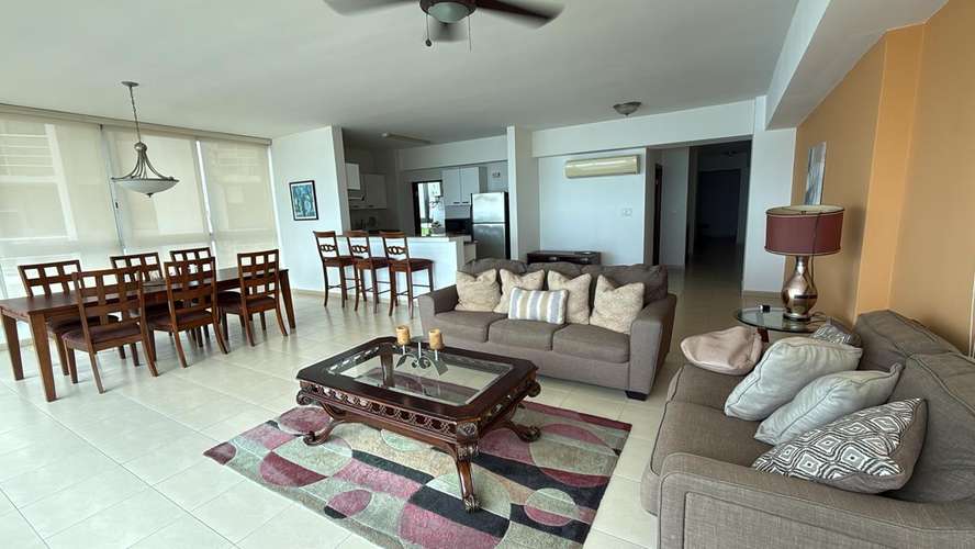 Grandbay. 138mts 1r 1.5b amoblado vista al mar $260,000.00neg  - Imagen 13