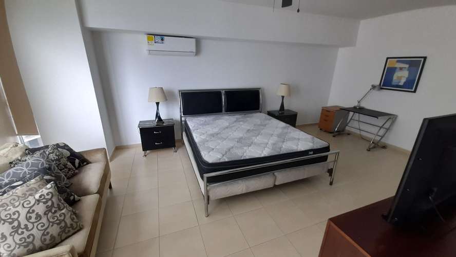 Grandbay. 138mts 1r 1.5b amoblado vista al mar $260,000.00neg  - Imagen 2