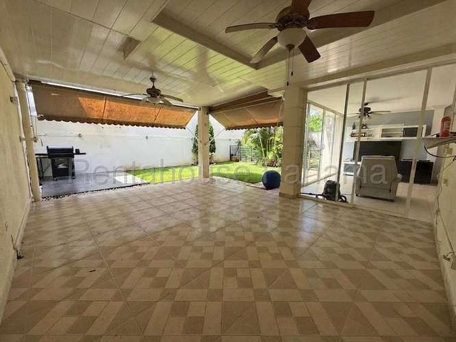271168. Se vende casa 250m, 3 recámaras, 3.5 baños, CBE, jardín - Imagen 14