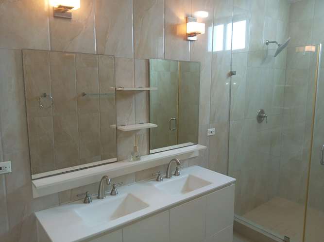 Bonito Apartamento PH Top Towers Costa del Este Juan Díaz  - Amoblado - Imagen 3