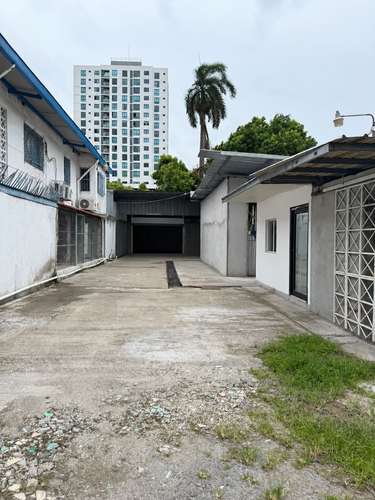 GALERA EN ALQUILER EN PARQUE LEFEVRE | 800 M² DE TERRENO | $2,900