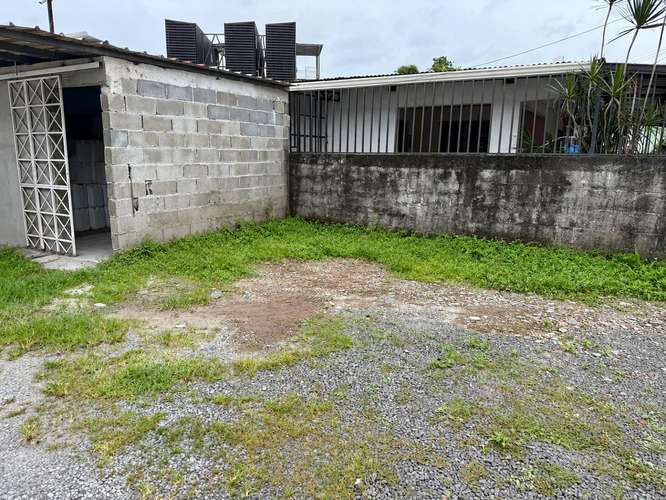 GALERA EN ALQUILER EN PARQUE LEFEVRE | 800 M² DE TERRENO | $2,900