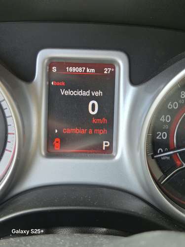 VENDO DODGE JORNEY 2014