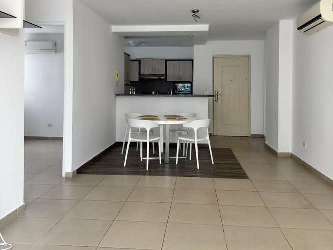 Alquiler de apartamento línea blanca en Obarrio 