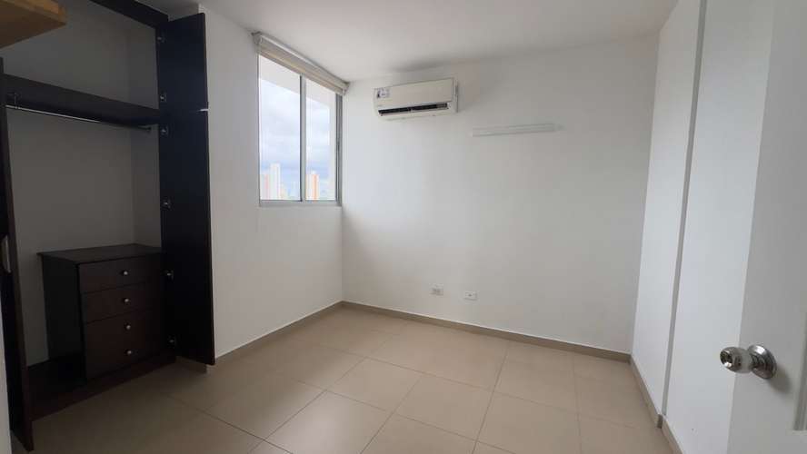 Alquiler de apartamento línea blanca en Obarrio 