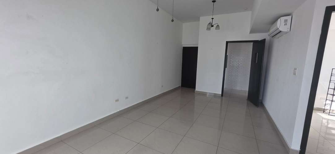 Venta  Apartamento Bella Vista Parque Urraca - Imagen 2
