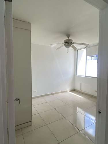 ALQUILER DE APARTAMENTO LÍNEA BLANCA EN CARRASQUILLA A PASOS DEL METRO  - Imagen 4