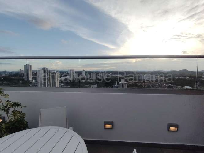 Se Alquila Apartamento en Ricardo J Alfaro LA27-3100