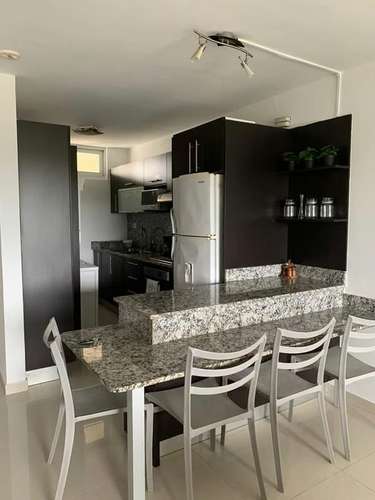 Alquilo apartamento PH Altamira Garden al lado del estadio road carow
