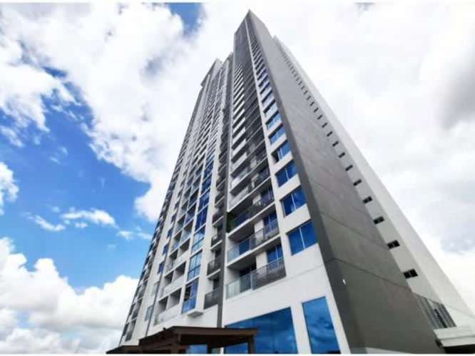 Alquilo apartamento PH Sky Point tower-a pasos de la UIP-USMA y UTP