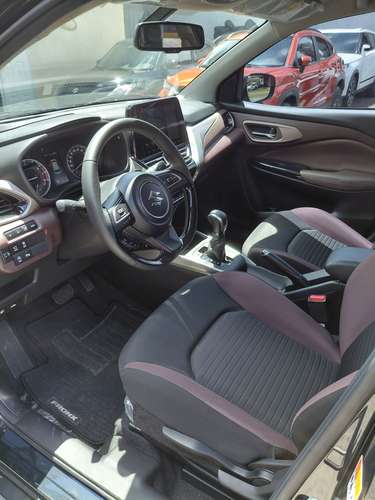 2025 Suzuki Fronx GLX - 2251 km - Garantía de agencia hasta octubre 2028 - Imagen 9