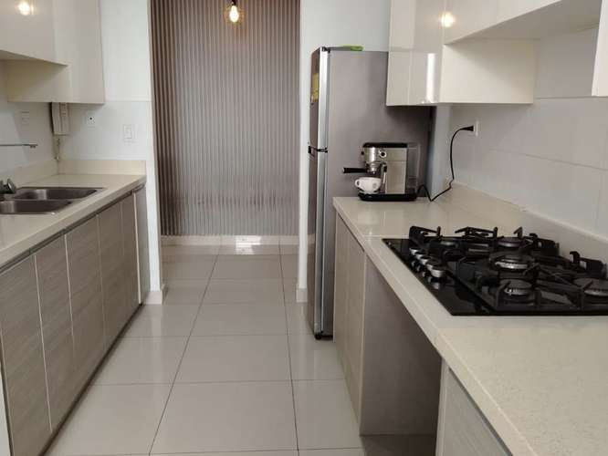 Alquiler de apartamento amoblado en Avenida Balboa  - Imagen 3