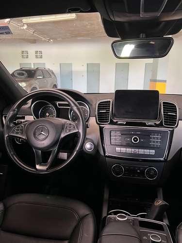 Mercedes Benz GLE 400 AMG Coupe todos los servicios en agencia