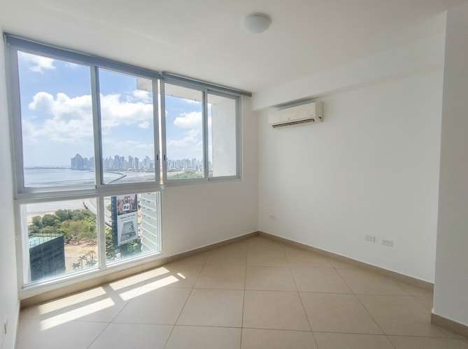 Exclusivo apartamento de 3 recámaras en Costa del Este con vista al mar y amenidades de lujo por $450,000 - Imagen 8