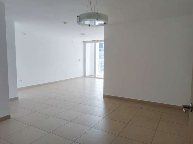Exclusivo apartamento de 3 recámaras en Costa del Este con vista al mar y amenidades de lujo por $450,000 - Imagen 2