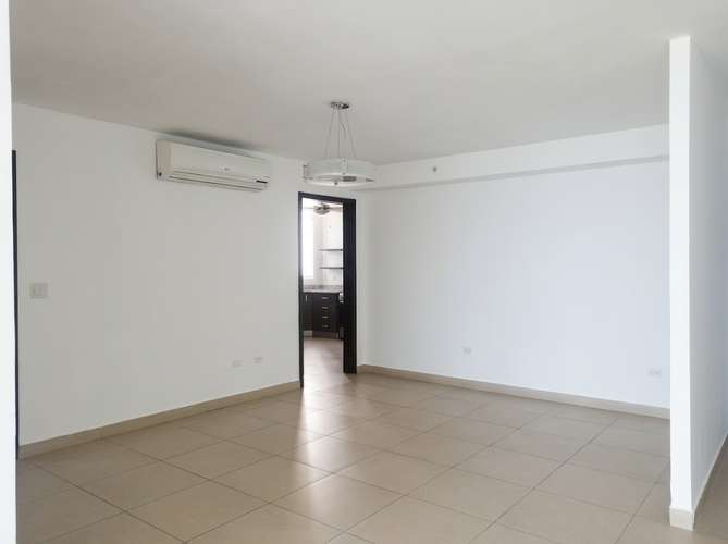 Exclusivo apartamento de 3 recámaras en Costa del Este con vista al mar y amenidades de lujo por $450,000 - Imagen 13